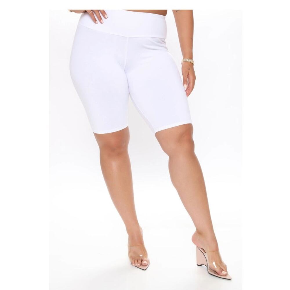 NWT Fashion Nova My Favorite Biker Shorts White Size 1X